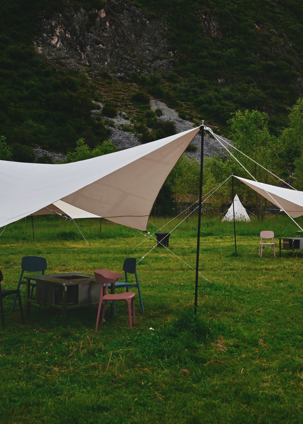 The Best Camping Tarp Reviews and Buying Guide